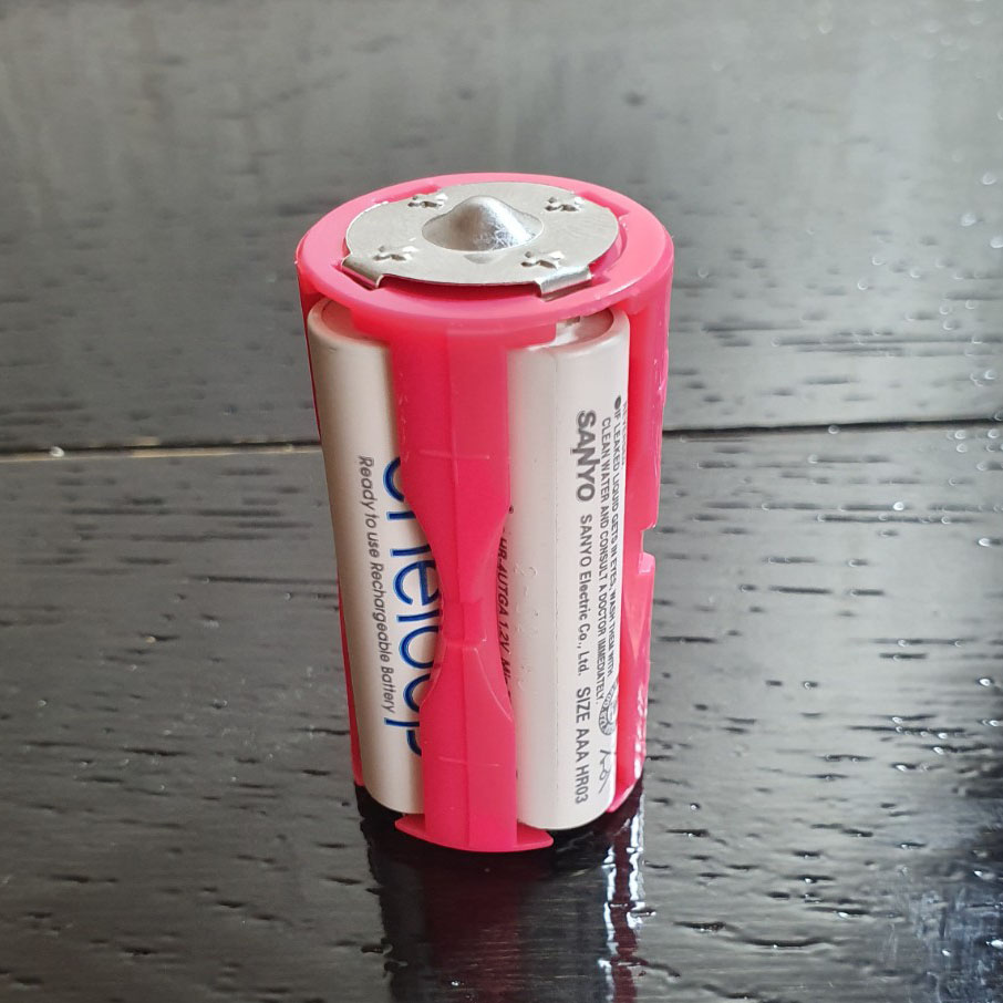 Batteriehalter Für 4 Baby-Batterien - Mit Clip-Befestigung - Einfach Praktisch!