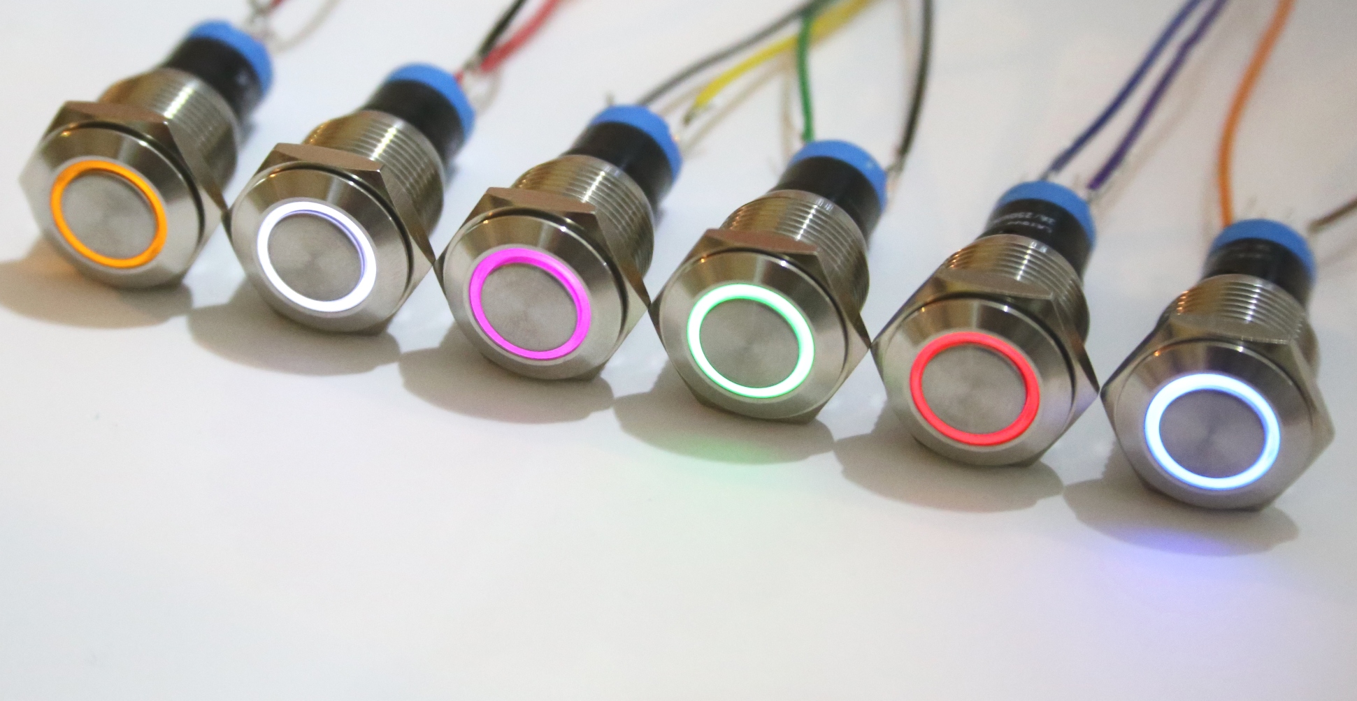 Schalter Druckschalter Edelstahl 22mm beleuchtet Blau LED 12V Rastend